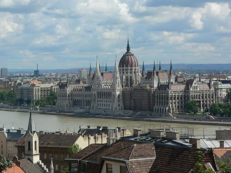 From Vienna: Bratislava and Budapest Day Tour - Flexible Free Time for Personal Exploration