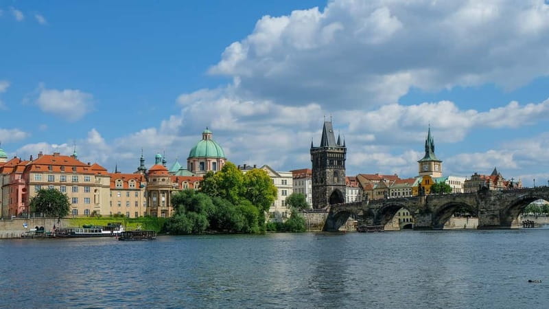 From Vienna: Full-Day Trip to Prague - Full-Day Trip from Vienna to Prague for $360