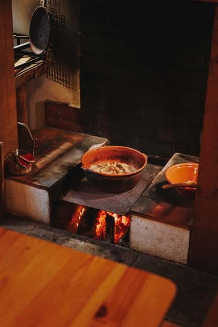 From Vine to Table with Wine Tasting in the Serra de Tomar - Traditional Lamb Meal in a Clay Pot over Fire