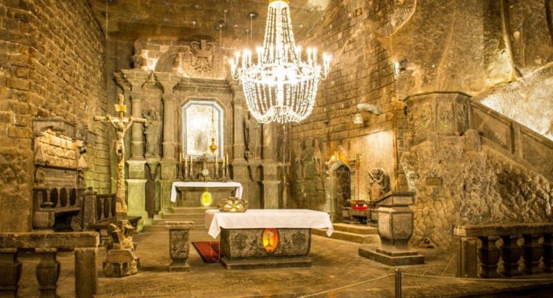 From Warsaw: Guided Tour to Wieliczka Salt Mine and Krakow - Inside the Wieliczka Salt Mine: Art, Architecture, and History