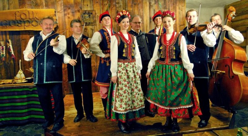 From Warsaw: Mazovian gardens & palaces full day tour - Logistics and Transportation for a Smooth Experience