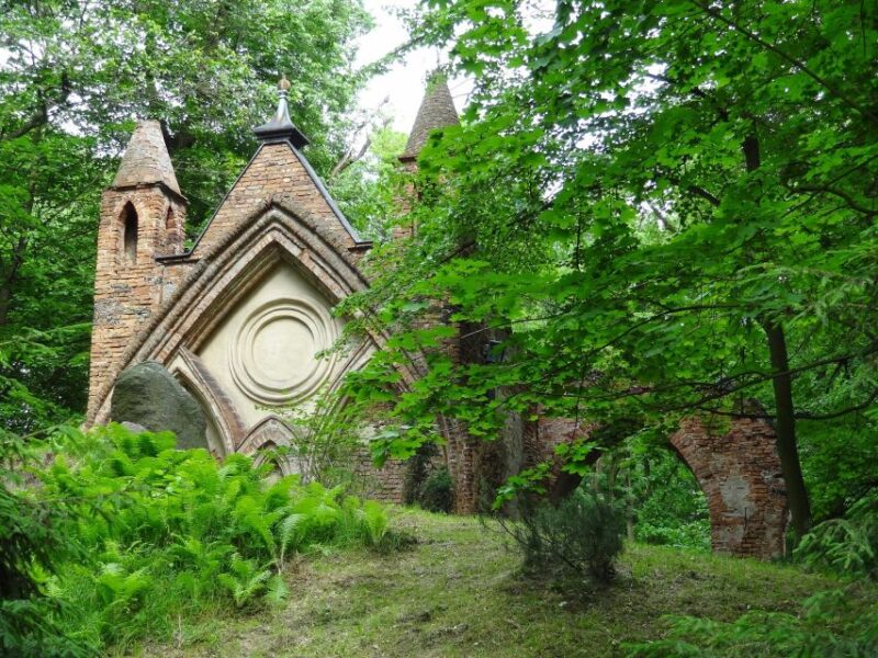 From Warsaw: Mazovian gardens & palaces full day tour - Cultural Insights and Expert Guiding