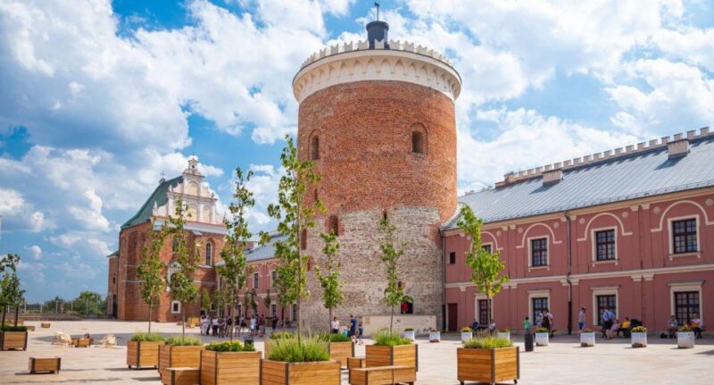 From Warsaw: Tour to Majdanek Concentration Camp and Lublin - Visiting Majdanek: A Less Crowded Holocaust Site