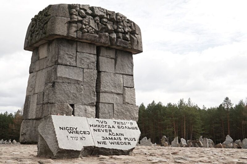 From Warsaw: Treblinka Camp 6-Hour Private Tour - The Emotional Impact of the Camp Grounds