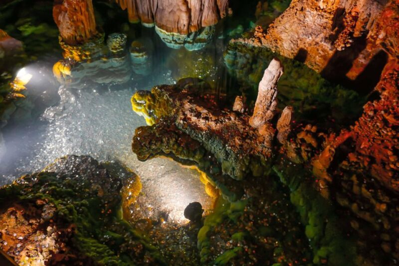 From Washington DC: Day Trip to Luray Caverns - Car and Carriage Museum: Classic Vehicles and Historical Transport