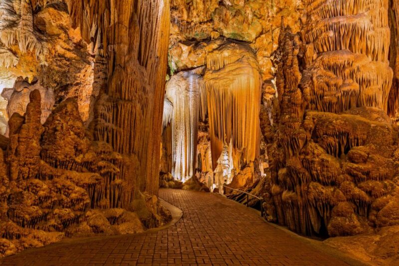 From Washington DC: Day Trip to Luray Caverns - Gem Mining and Geology Experience at the Sluice