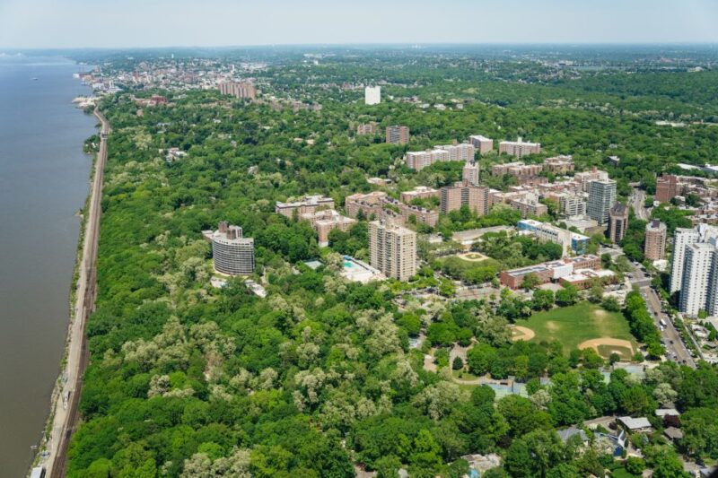 From Westchester: New York City Scenic Helicopter Tour - Practical Details: Meeting Point and Accessibility