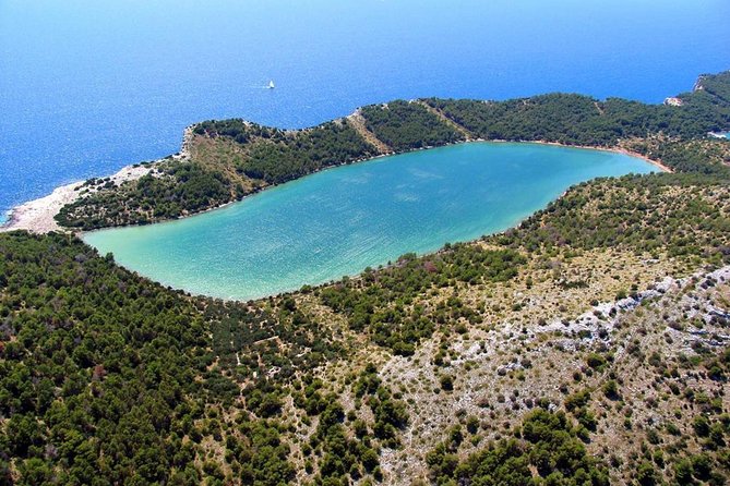 From Zadar: Kornati National Park Day Trip with Breakfast & Lunch - Meals and Refreshments on Board