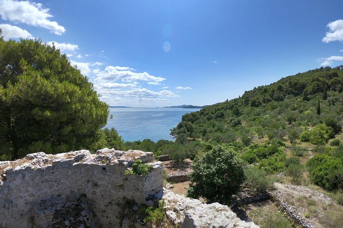 From Zadar: Private full day sailing tour - Visiting Nearby Islands: Osljak and Ugljanto