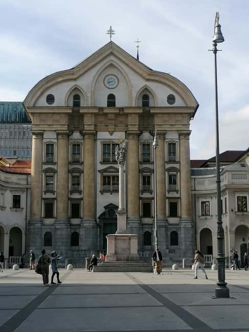 From Zagreb: Ljubljana and Lake Bled Private Day Tour - Visiting Bled Castle for Panoramic Views