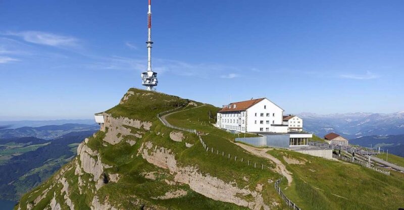 From Zürich: Day Trip to Rigi and Lake Lucerne - Visiting Mount Rigi in Summer and Winter