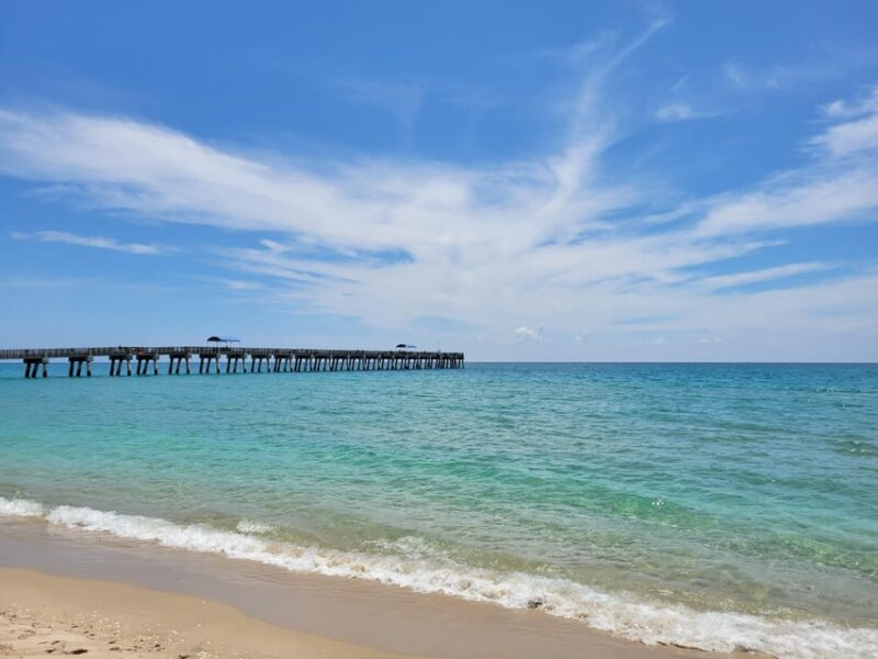 Ft Lauderdale: Private Beach Day Cabana with Amenities - A Hassle-Free Four Hours of Relaxation