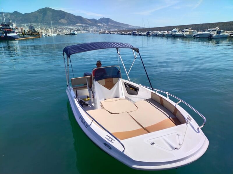 Fuengirola: 2 Hr Private trip with drinks and snacks - Meeting Point at Fuengirola’s Puerto N 2