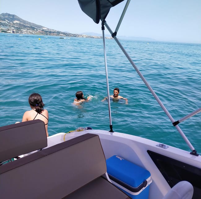 Fuengirola: 2 Hr Private trip with drinks and snacks - An All-Inclusive Package with Practical Extras