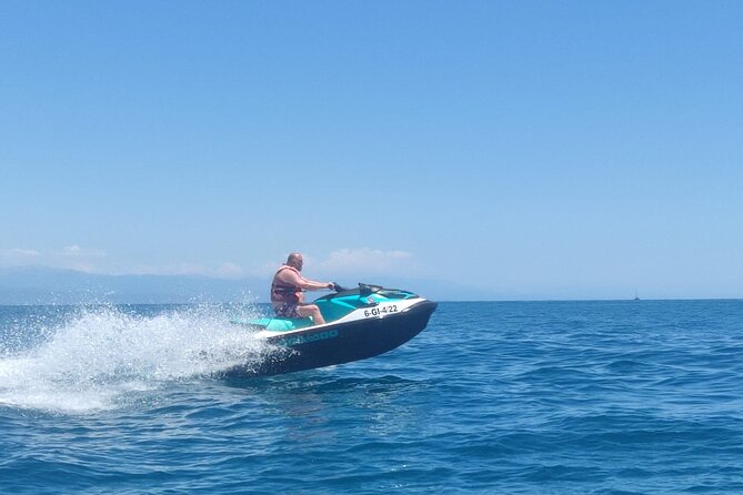 Fuengirola: Alquiler Jet ski 30 min / 1 hour - Starting Point at Fuengirola Port and Easy Access