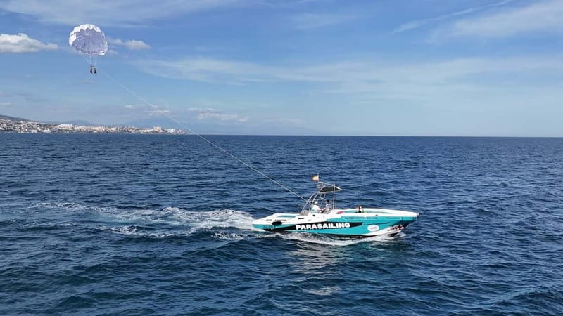 Fuengirola: Best luxury parasailing in Fuengirola - Key Points