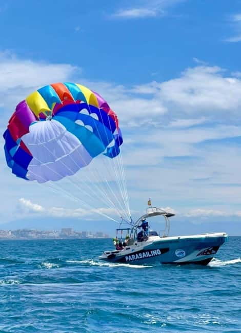 Fuengirola: Best luxury parasailing in Fuengirola - The Experience of Flying at 250 Meters Above the Mediterranean