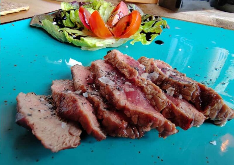 Fuengirola: Spanish Tapas Tasting Menu at Tipi Tapa - Indulging in Select Meats and Quality Cuts