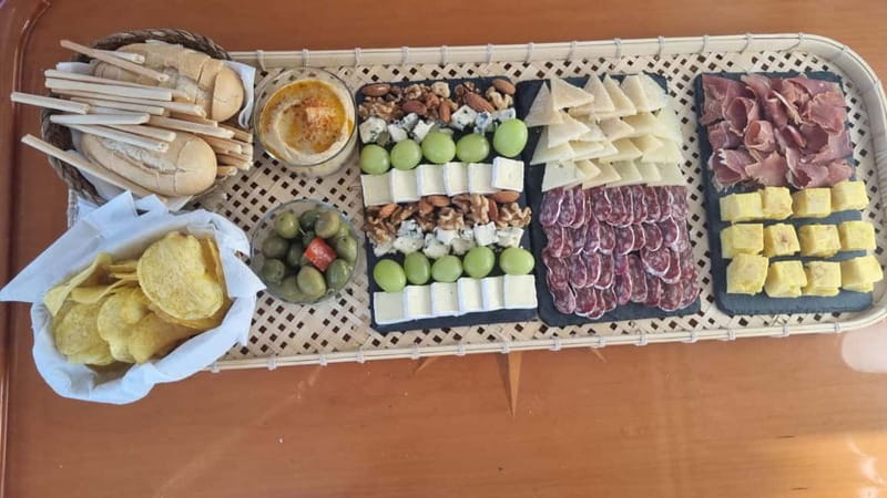 Fuengirola: Sunset Boat Tour - Cocktail Dinner & Champagne - Dolphin Encounters and Marine Life Chances