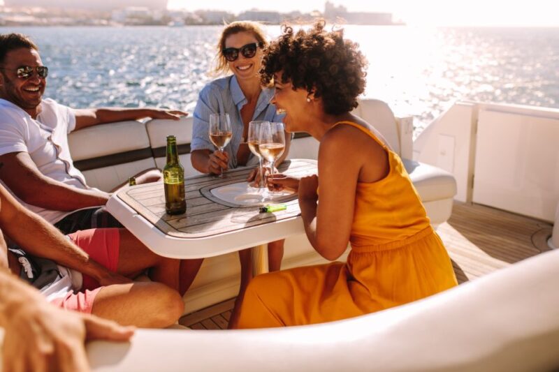 Fuengirola: Sunset Boat Tour with a Drink - Starting from Fuengirola: Meeting and Boarding Procedures