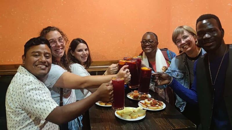 Fuerteventura: Corralejo Pub Crawl and Tapas Tour - VIP Club Entry and Nightcap at a Popular Corralejo Club