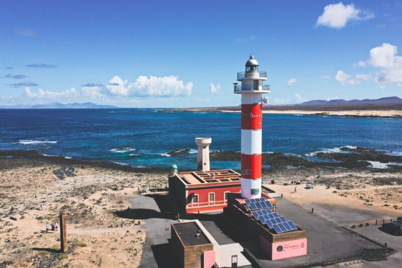 Fuerteventura: Island Tour by Minibus - Discovering Corralejo Dunes and the Coastal Caves