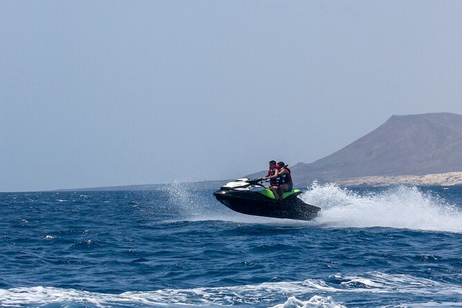Fuerteventura Jet Ski Tour - Scenic Highlights: Lobos Island and the Dunes of Fuerteventura