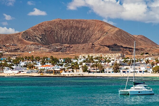 Fuerteventura: Panorama island GRAND Tour. ALL Hotspots in 1 day! - Tindaya Volcano and Cultural Sites