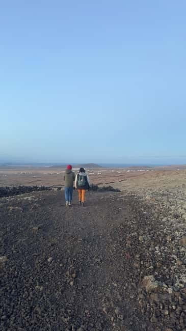 Fuerteventura: Twilight Volcano Hike with Sunset & Moonrise - Weather Considerations and Best Time to Book