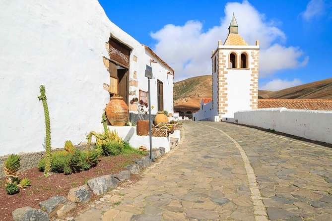 Fuerteventura Villages Caves and Farm Tour with Lunch from South - Fuerteventura Villages Caves and Farm Tour with Lunch from South