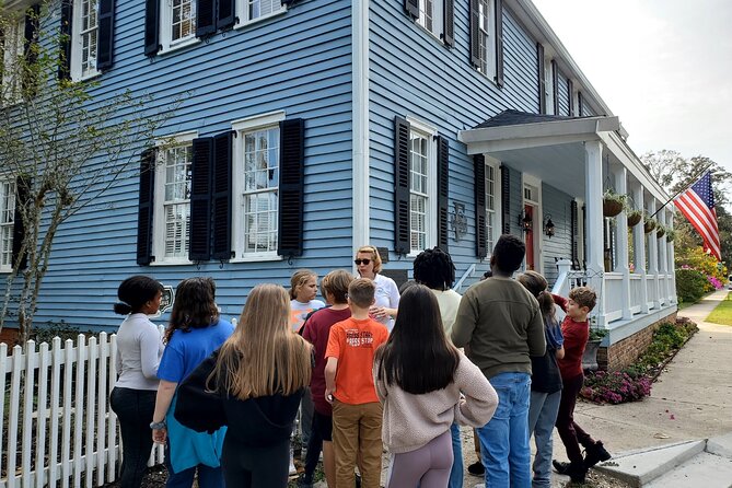 Fugitives, Fighters, and Fudge: St. Marys Walking Tour - Inside the Historic Riverview Hotel