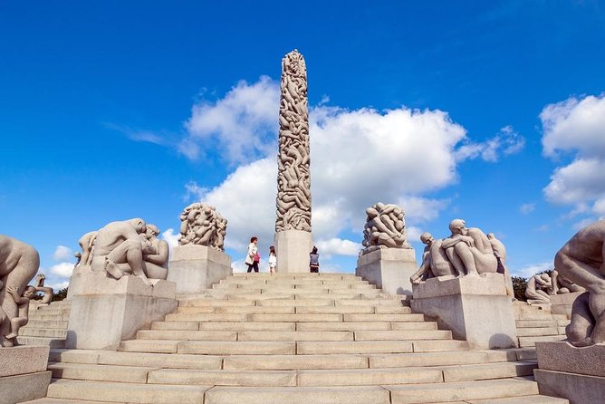 Full 7 hours-day Private Oslo "Stroll and Roll" by Norway Exclusive Limousines - Pickup and Transportation in Oslo’s Comfort