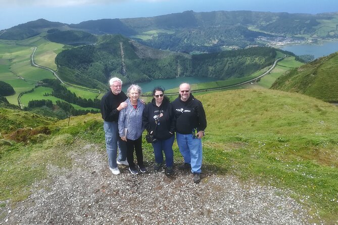 Full-Day 4x4 Tour to Sete Cidades Volcano - Panoramic Views from Miradouro da Ponta do Escalvado