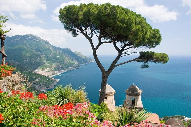Full-Day Amalfi Coast Experience Private Tour from Sorrento - Stopping in Positano: Shopping, Beaches, and Relaxation