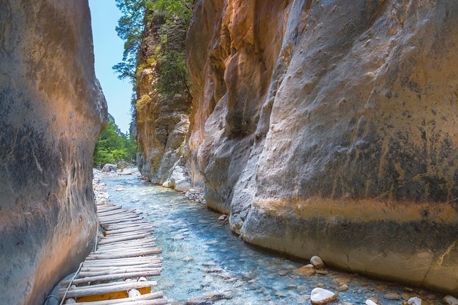 Full-Day Beginner's Hiking Route Tour to Samaria Gorge - The Scenic Boat Ride to Agia Roumeli