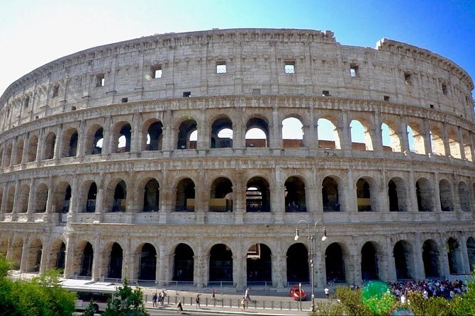 Full Day Best of Rome and the Catacomb - Private tour by car - Starting at the Iconic Colosseum in Rome