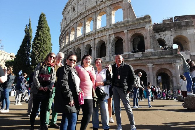 Full Day Best of Rome and the Catacomb - Private tour by car - Discovering Piazza Venezia and the Roman Forum
