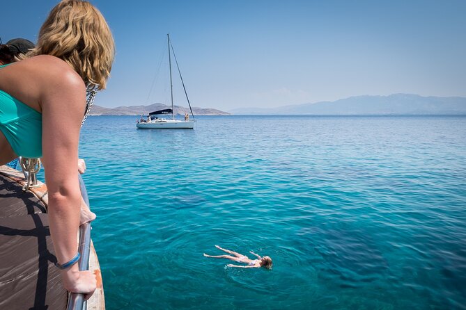 Full Day Boat Cruise to 3 Islands with optional pickup - Comparing the Experience to Other Tours