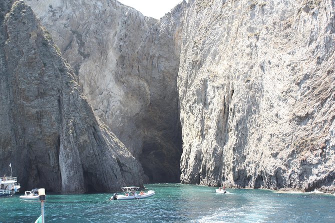 Full day boat excursion of Ponza & Palmarola from Rome - Key Points