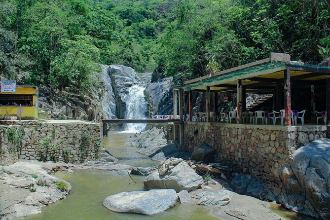 Full Day Boat Tour Animas and Quimixed Arches - Practicalities: Group Size, Meeting Point, and Cancellation Policies
