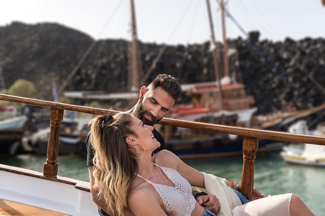 Full Day Boat Tour to Caldera Islands & Sunset in Oia by bus - Oia’s Sunset and Free Time in the Cliffside Village