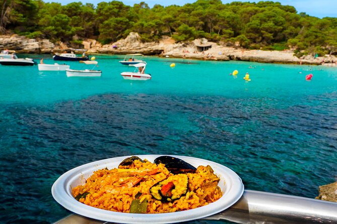 Full day boat tour transfers & lunch included - The Return to Puerto de Ciutadella
