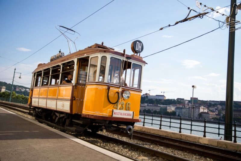 Full Day Budapest City Tour with Lunch, Wine & Dessert - The Tour’s Pacing and Personal Touch