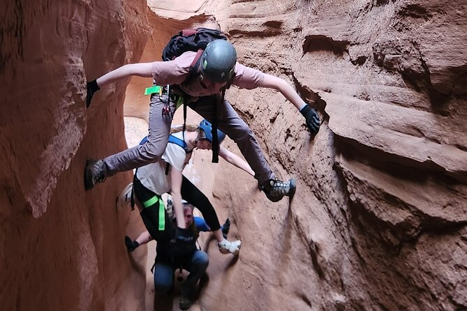 Full-Day Canyoneering Adventure near Hanksville - The Remote Canyons of Southeastern Utah Compared to Moab