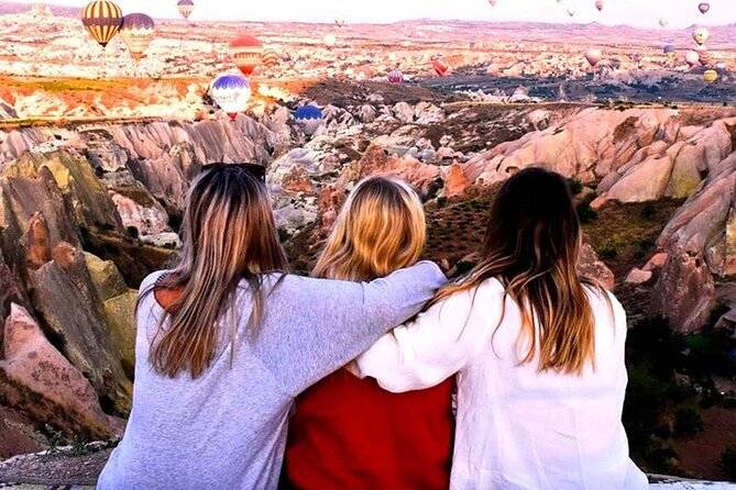 Full day Cappadocia Red Tour ( Lunch + Museum Tickets ) - Walking Through Zelve Open Air Museum