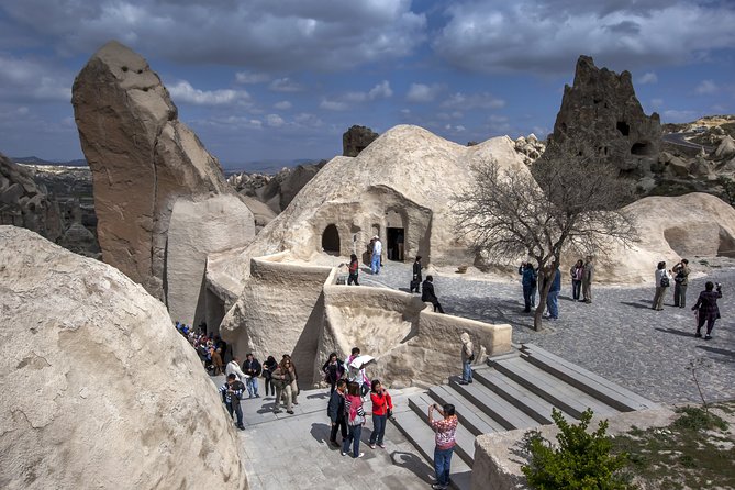 Full-Day Cappadocia Tour with Lunch, from Goreme - Exploring the Goreme Open Air Museum’s Cave Churches