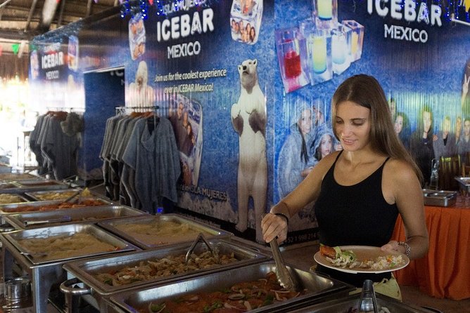 Full-Day Catamaran Tour to Isla Mujeres from Cancun with Lunch - The Tour’s Pacing and Group Size