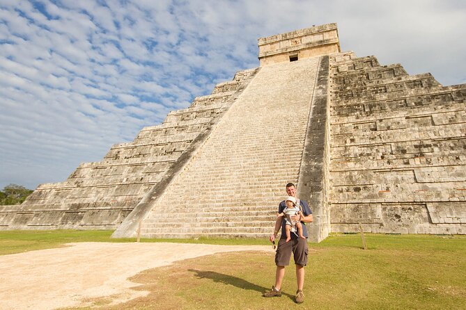 Full-day Chichen Itza journey, with guides + cenote + buffet - Discover the Majestic Kukulcán Pyramid and Maya Ball Court
