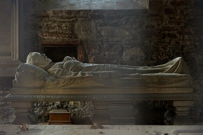 Full-Day CULLODEN, LOCH NESS + MORE from Inverness [Private] - Highland Cows and the Charm of Robertsons Farm Shop in Beauly