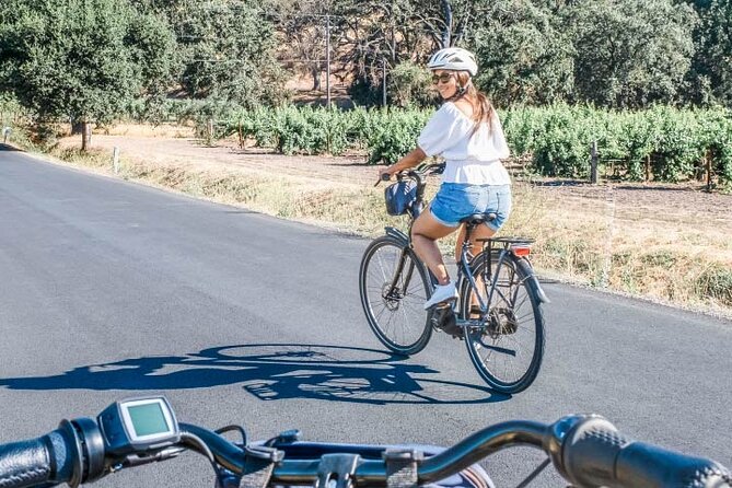 Full-Day Electric Bike Rental - The Benefits of Electric Bikes Over Traditional Cycling